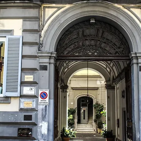 Gramsci Luxury *